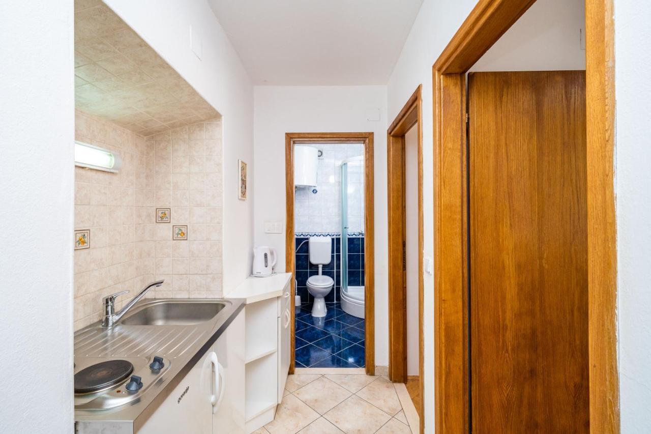 Central Apartment With Terrace Dubrovnik Exterior foto